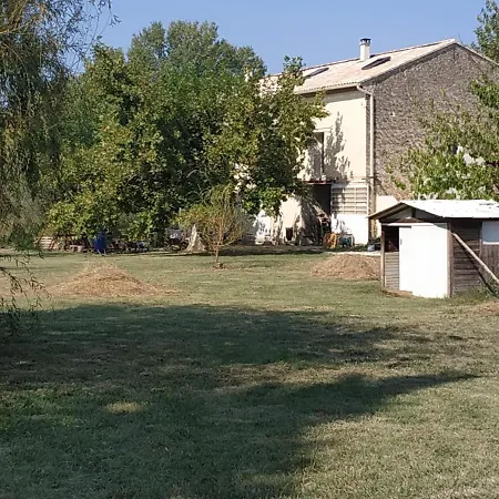 La Ferme Des Escampades Bed and breakfast Monteux